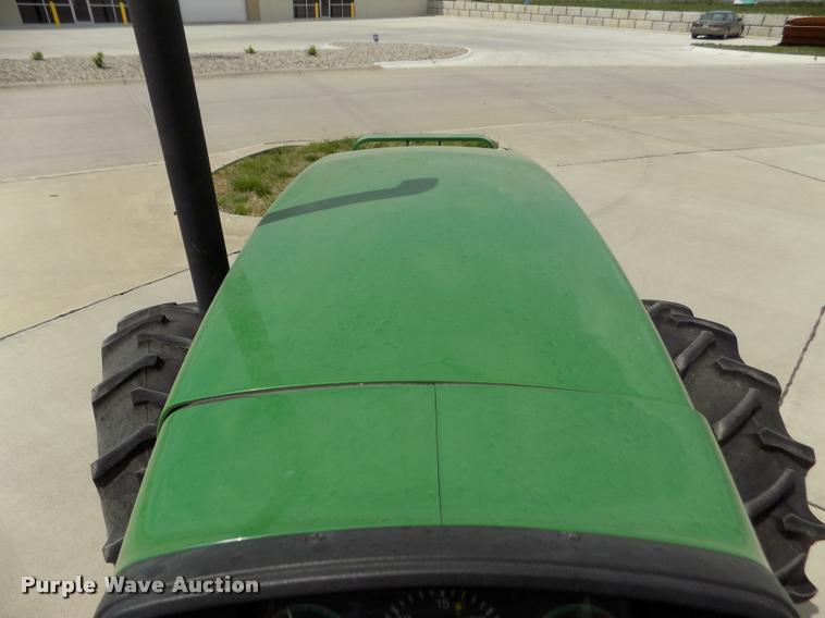 image for item DA0691 1998 John Deere 5510 MFWD tractor