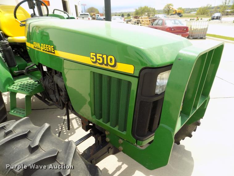 image for item DA0691 1998 John Deere 5510 MFWD tractor