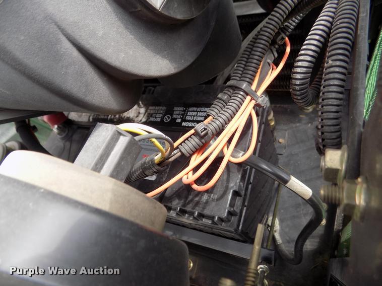 image for item DA0691 1998 John Deere 5510 MFWD tractor