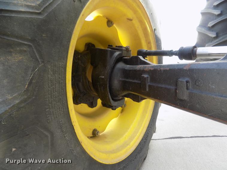 image for item DA0691 1998 John Deere 5510 MFWD tractor