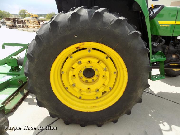 image for item DA0691 1998 John Deere 5510 MFWD tractor