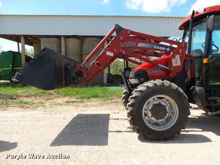 image for item DA2671 2004 Case IH JX95 MFWD tractor