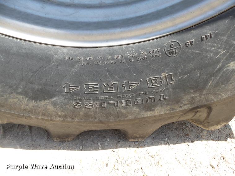 image for item DA2671 2004 Case IH JX95 MFWD tractor