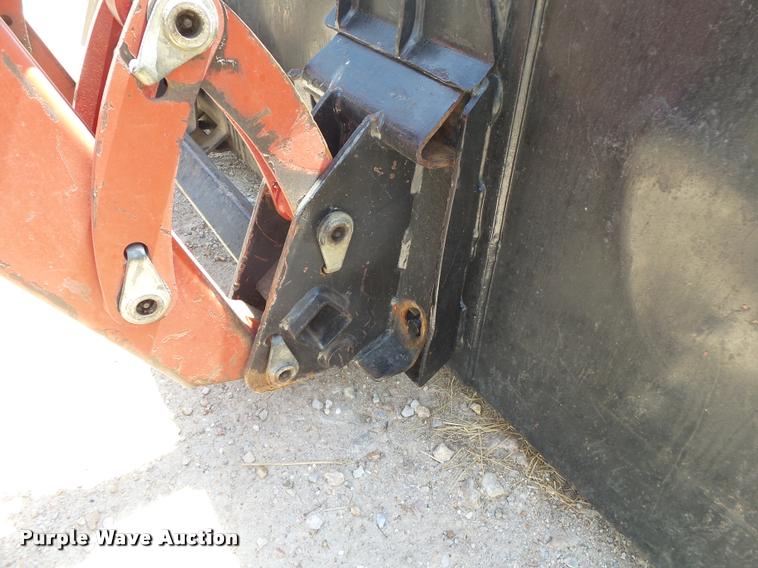 image for item DA2671 2004 Case IH JX95 MFWD tractor