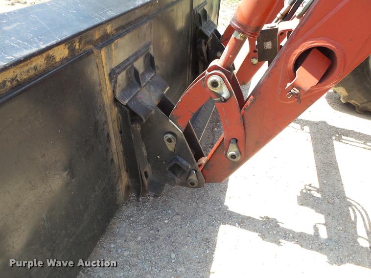 image for item DA2671 2004 Case IH JX95 MFWD tractor