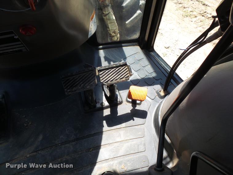 image for item DA2671 2004 Case IH JX95 MFWD tractor