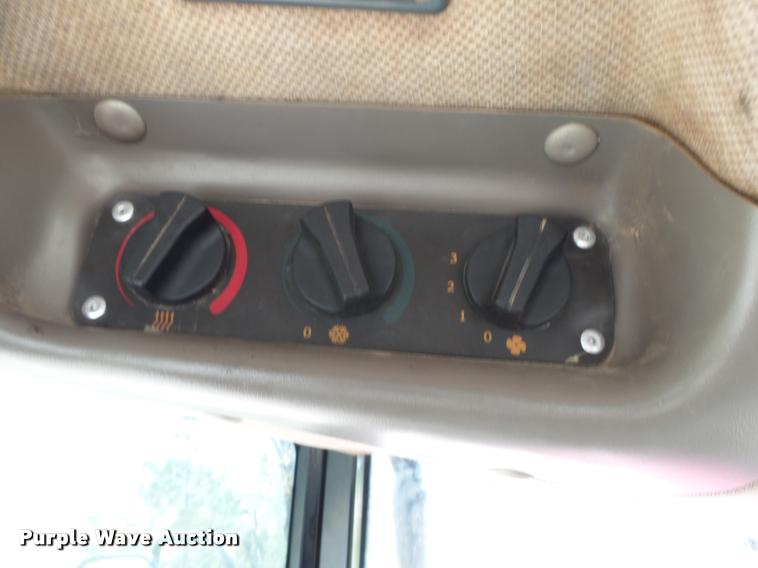 image for item DA2671 2004 Case IH JX95 MFWD tractor