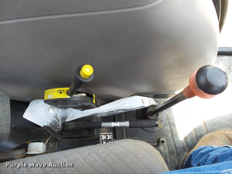 image for item DA2671 2004 Case IH JX95 MFWD tractor