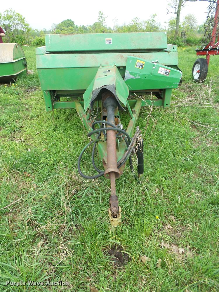 image for item DA2681 John Deere 450 manure spreader