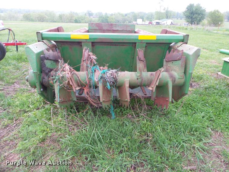 image for item DA2681 John Deere 450 manure spreader