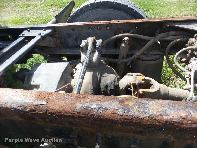 image for item DA3476 1998 Volvo WCA truck cab and chassis