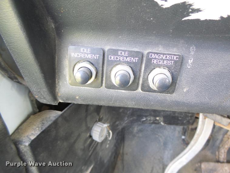 image for item DA3476 1998 Volvo WCA truck cab and chassis