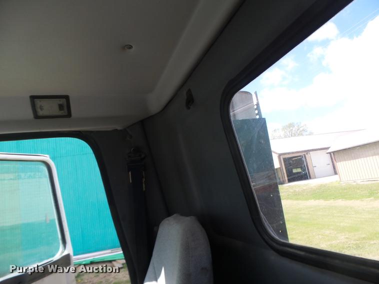 image for item DA3476 1998 Volvo WCA truck cab and chassis