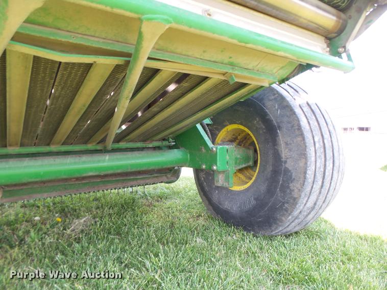 image for item DA3486 2008 John Deere 568 Mega Wide Plus round baler