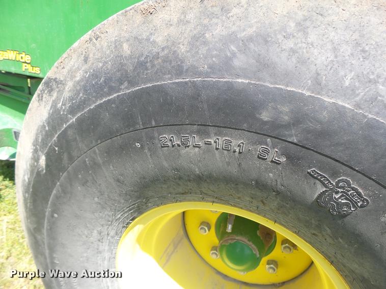 image for item DA3486 2008 John Deere 568 Mega Wide Plus round baler