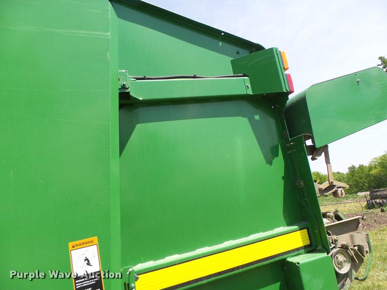 image for item DA3486 2008 John Deere 568 Mega Wide Plus round baler