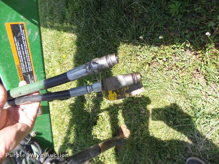 image for item DA3486 2008 John Deere 568 Mega Wide Plus round baler