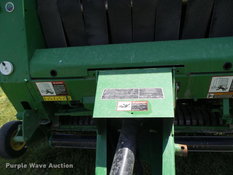 image for item DA3486 2008 John Deere 568 Mega Wide Plus round baler
