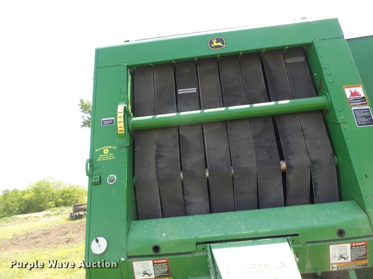 image for item DA3486 2008 John Deere 568 Mega Wide Plus round baler