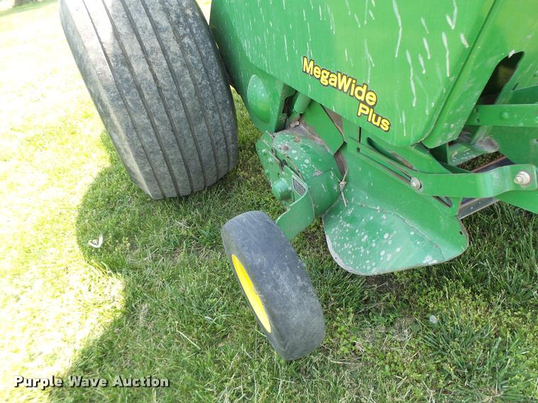 image for item DA3486 2008 John Deere 568 Mega Wide Plus round baler