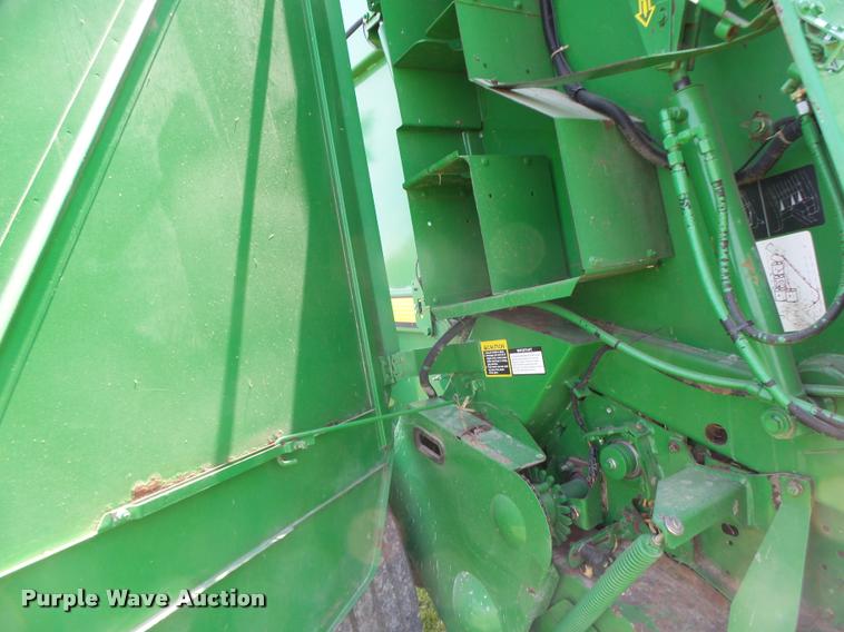 image for item DA3486 2008 John Deere 568 Mega Wide Plus round baler