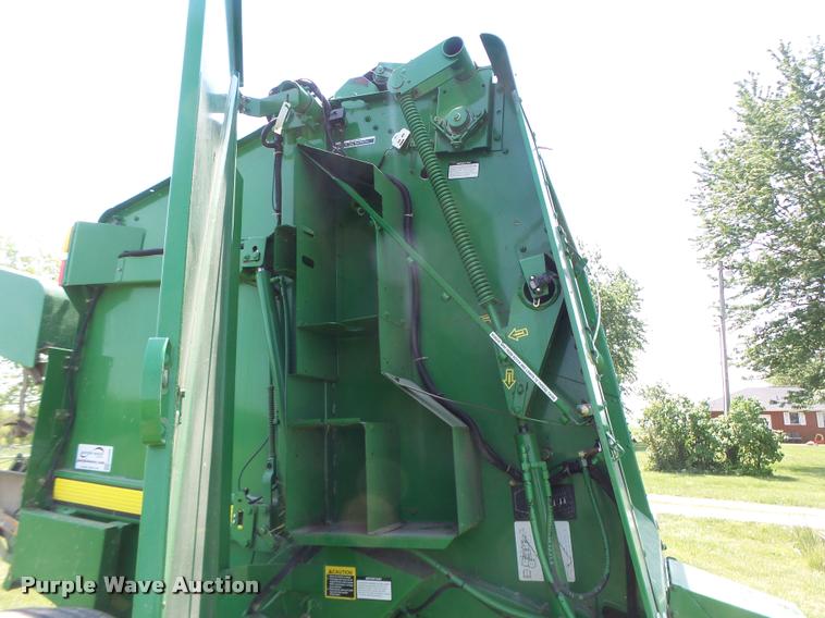 image for item DA3486 2008 John Deere 568 Mega Wide Plus round baler
