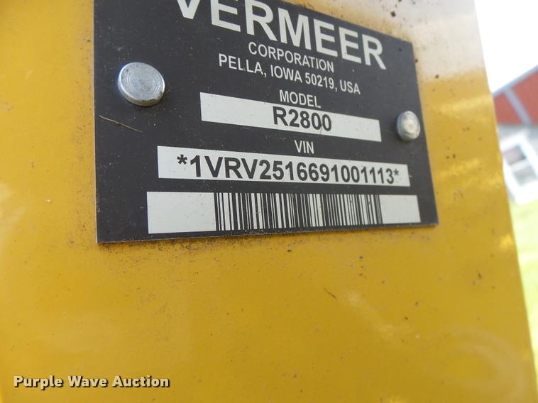 image for item DA3487 2009 Vermeer R2800 rake
