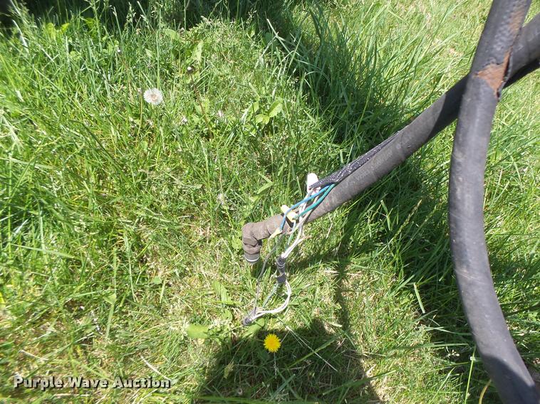 image for item DA3487 2009 Vermeer R2800 rake