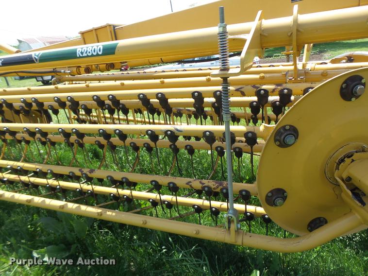 image for item DA3487 2009 Vermeer R2800 rake