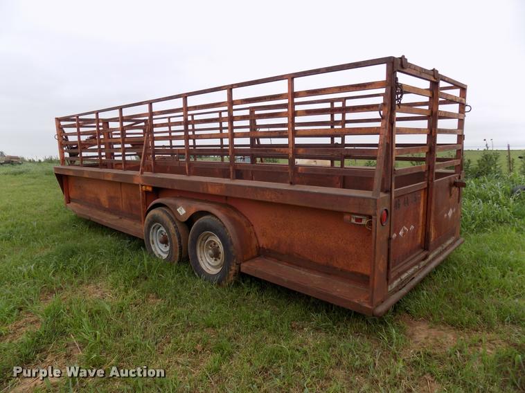 image for item DA6082 Diamond S livestock trailer