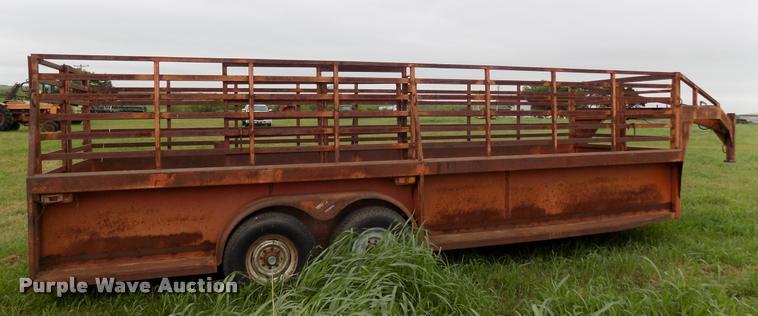 image for item DA6082 Diamond S livestock trailer
