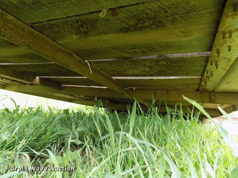 image for item DA6082 Diamond S livestock trailer