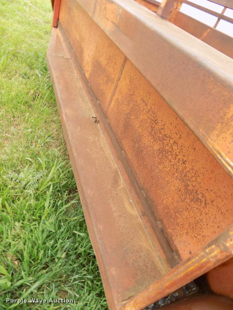 image for item DA6082 Diamond S livestock trailer