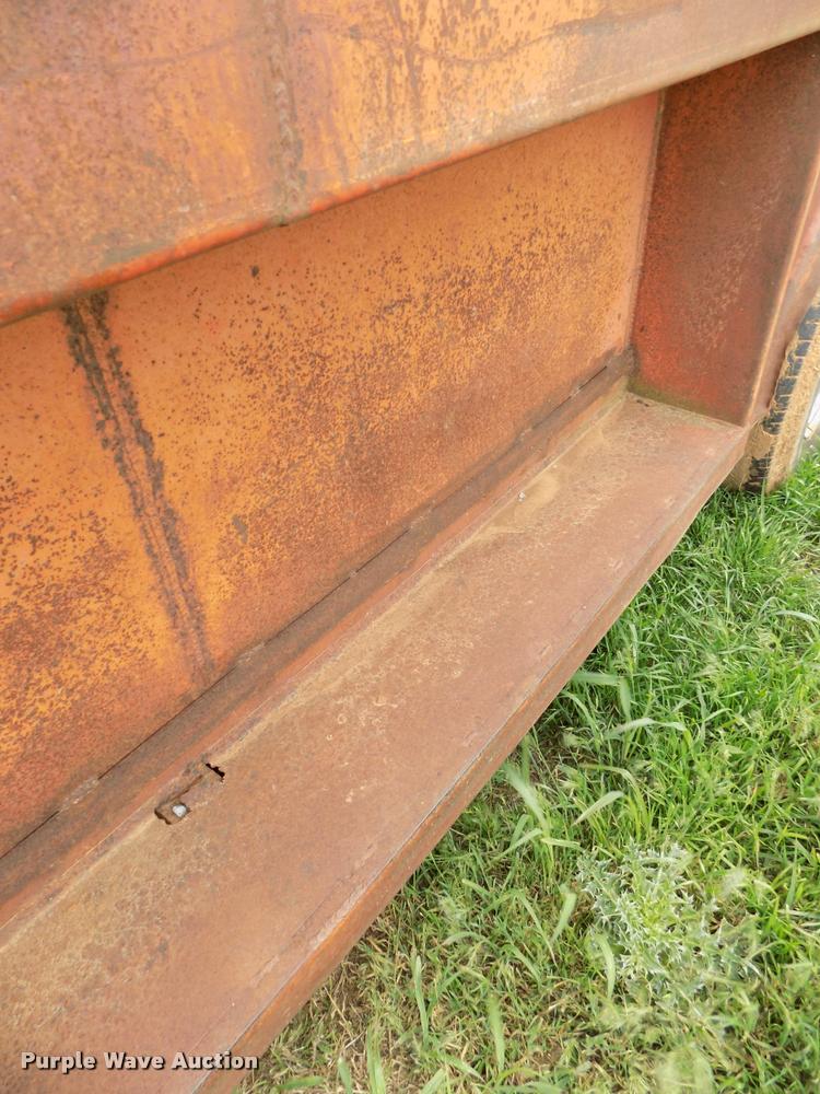 image for item DA6082 Diamond S livestock trailer