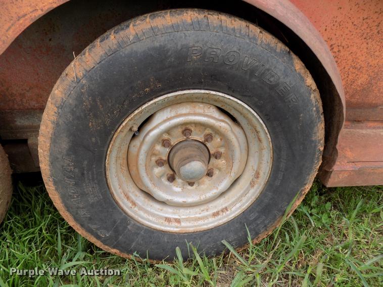 image for item DA6082 Diamond S livestock trailer