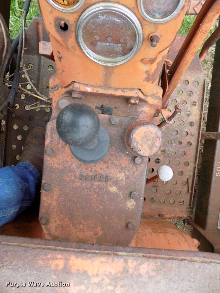 image for item DA6085 1959 Allis Chalmers D17 tractor