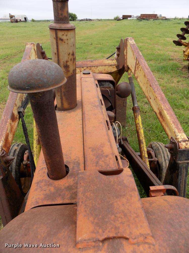 image for item DA6085 1959 Allis Chalmers D17 tractor