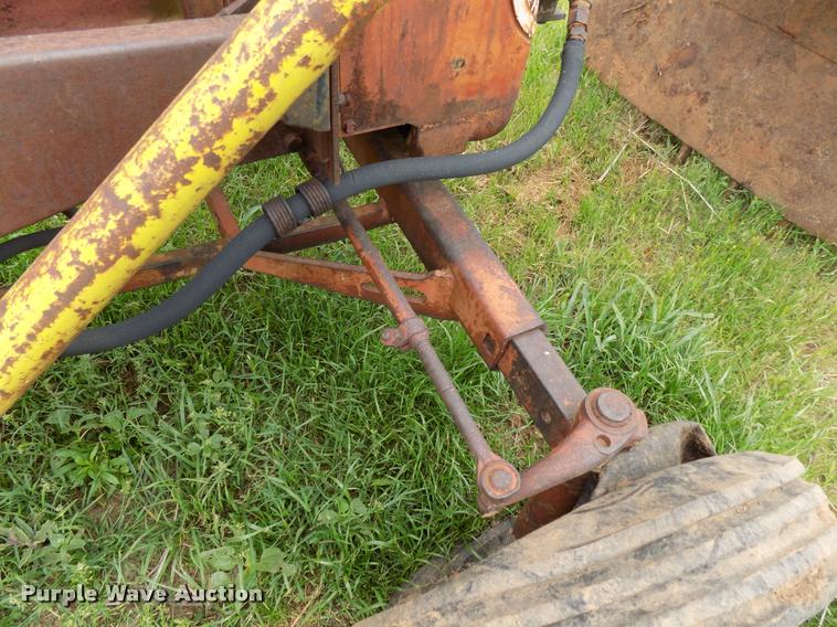 image for item DA6085 1959 Allis Chalmers D17 tractor