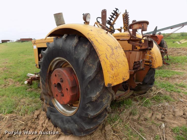 image for item DA6086 1960 Minneapolis Moline 6-VI tractor