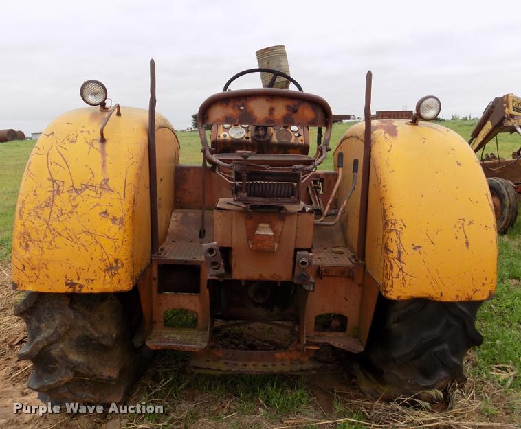 image for item DA6086 1960 Minneapolis Moline 6-VI tractor