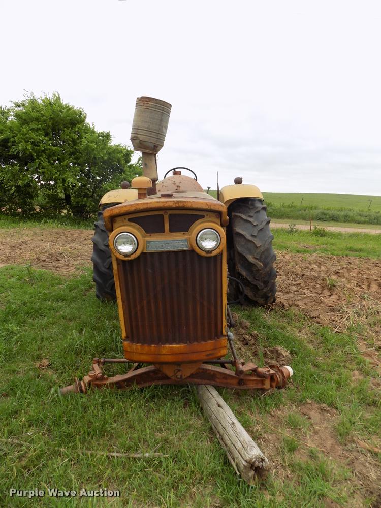 image for item DA6086 1960 Minneapolis Moline 6-VI tractor