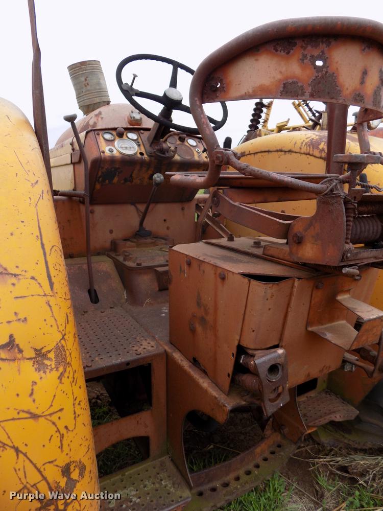 image for item DA6086 1960 Minneapolis Moline 6-VI tractor