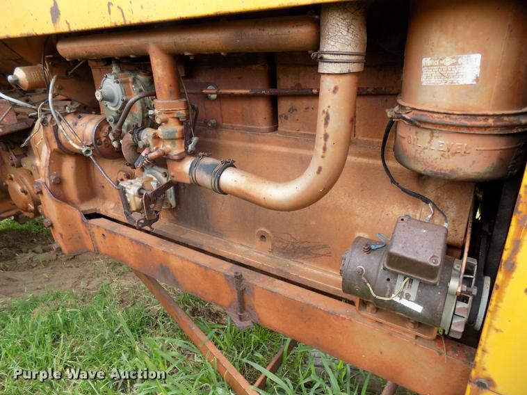 image for item DA6086 1960 Minneapolis Moline 6-VI tractor