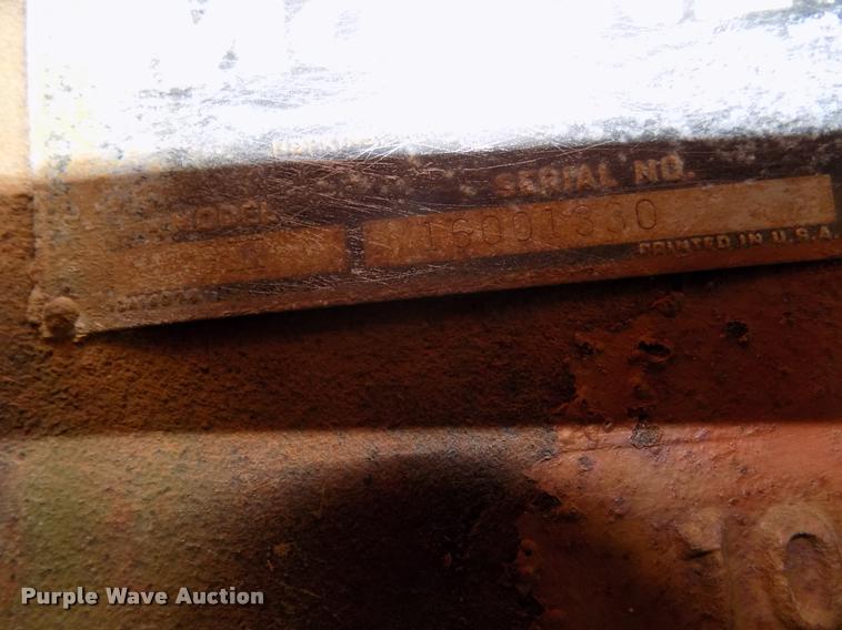 image for item DA6086 1960 Minneapolis Moline 6-VI tractor