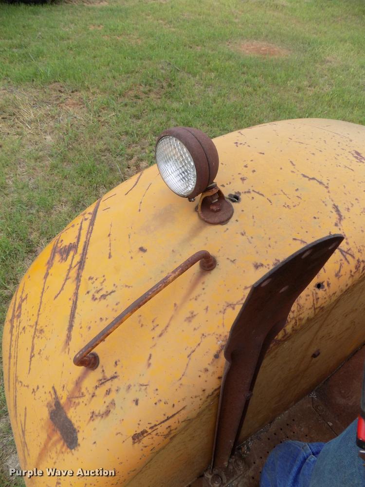 image for item DA6087 1961 Minneapolis Moline 6-VI tractor