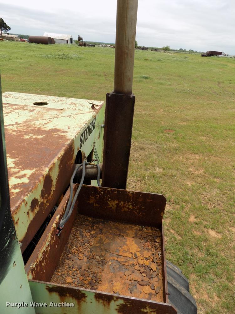 image for item DA6089 Steiger Cougar II ST-300 4WD tractor