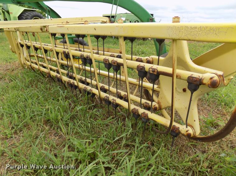 image for item DA6091 New Holland 256 hay rake