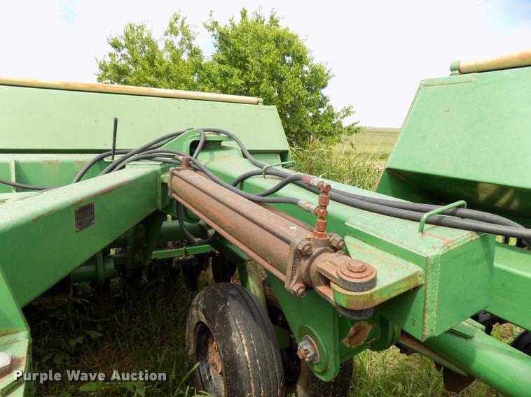 image for item DA6095 Great Plains Solid Stand 30 grain drill