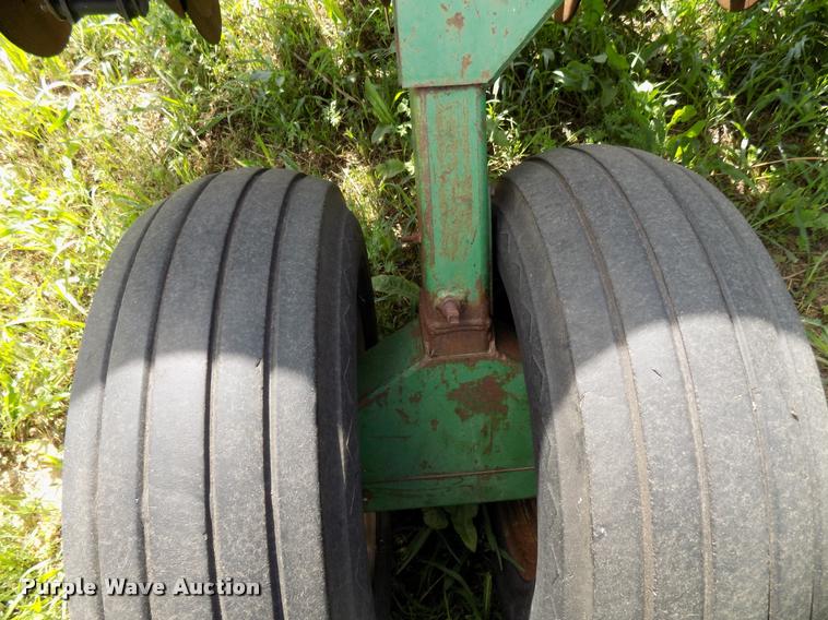 image for item DA6095 Great Plains Solid Stand 30 grain drill