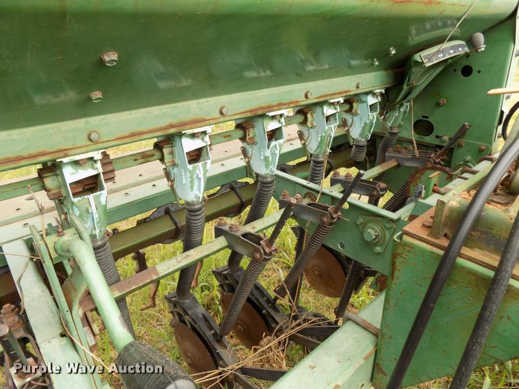 image for item DA6096 John Deere 530 grain drill